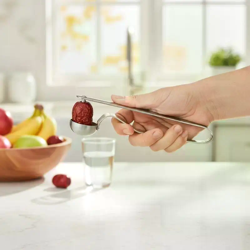 Cherry Pitter Tool - # @Edelstahl-Entkerner für rote Datteln –